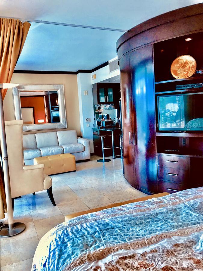 Apartment At De Soleil Hotel On Ocean Drive Μαϊάμι Μπιτς Εξωτερικό φωτογραφία